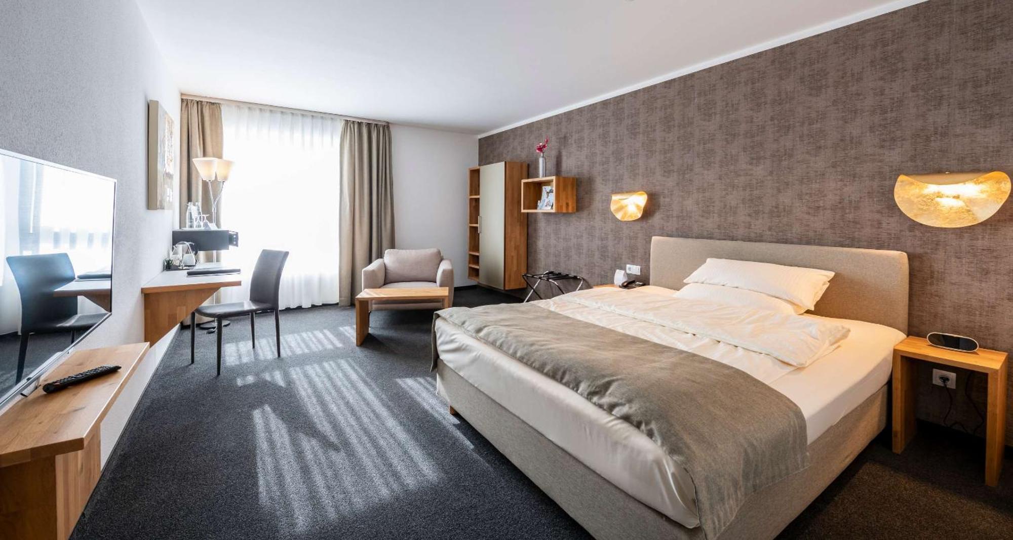 Best Western Plus Io Hotel Eschborn Exterior photo